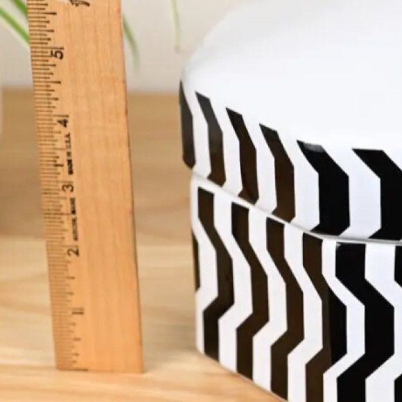 Missoni Black and White canister - Picture 7 of 7